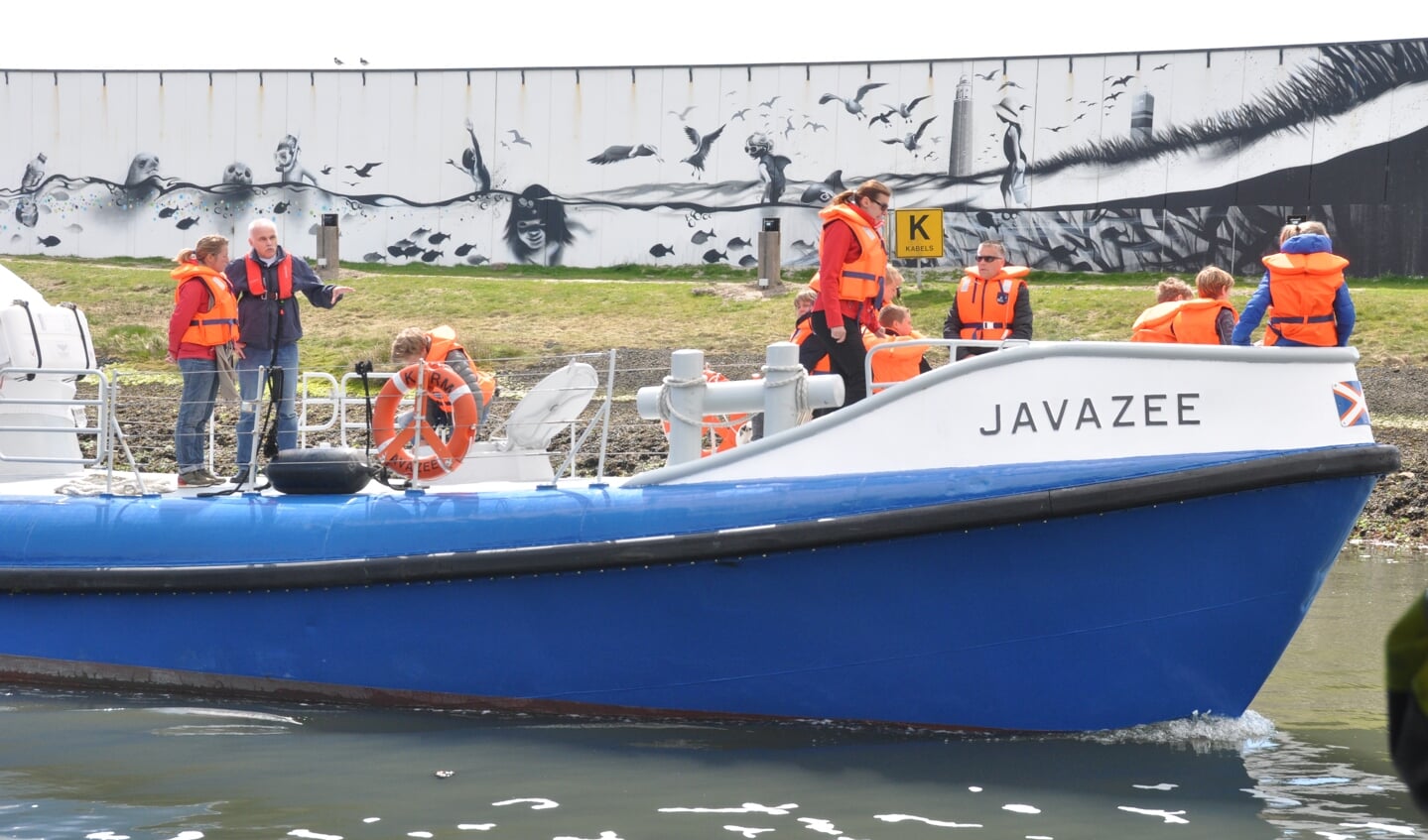Meevaren met de Javazee in Oudeschild. (Foto Jeroen van Hattum)