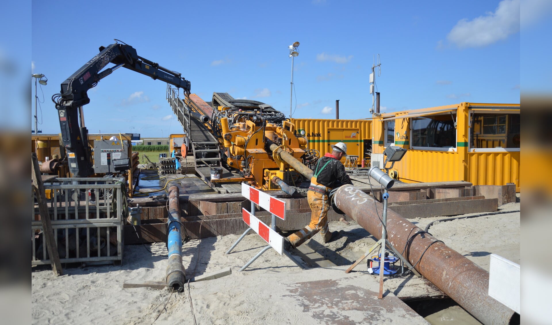 In 2015 werden proefboringen gedaan voor de aanleg van de waterleiding onder het Marsdiep. 