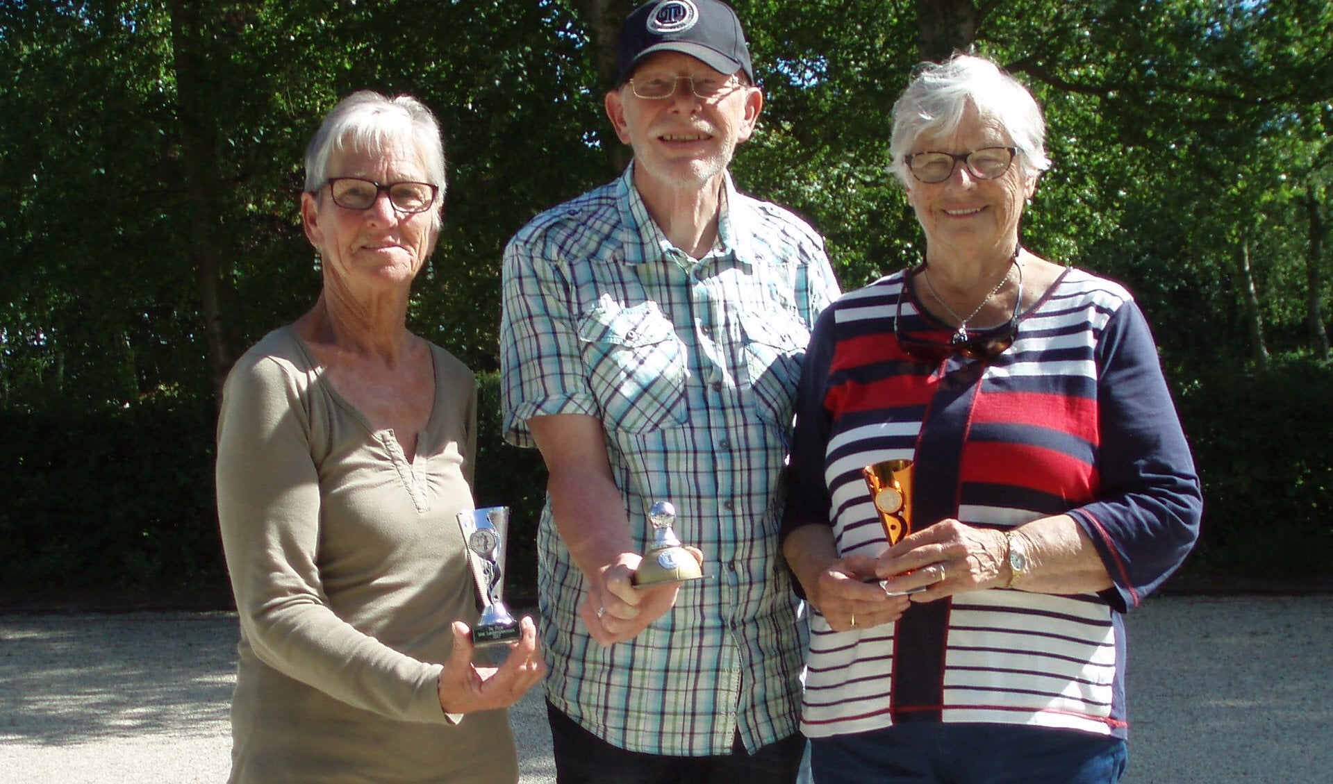 v.l.n.r. Alie Schouten, Antoine van 't Veer, Marth Schraag.