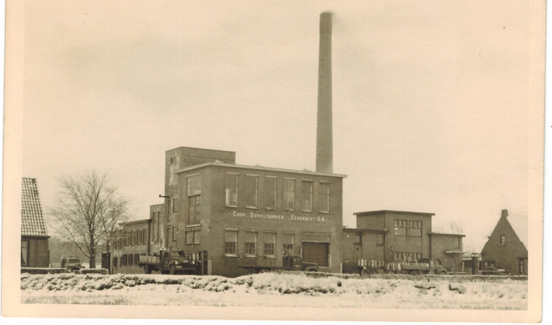 De Eendracht als zuivelfabriek in 1953.