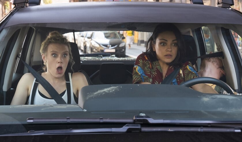 Kate McKinnon as "Morgan" and Mila Kunis as "Aubrey" in The spy who dumped me
