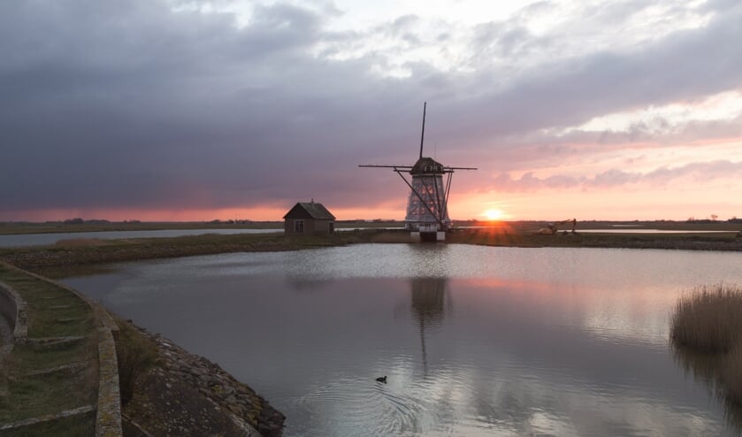Molen Het Noorden wordt momenteel gerenoveerd. Het levert prachtige plaatjes op.