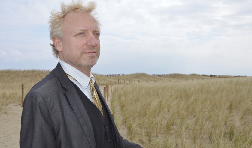 Lodewijk Dros kwam bij toeval een wanderverslag van Pieter Kikkert uit 1791 tegen, verdiepte zich in de geschiedenis en schreef er een boek over.