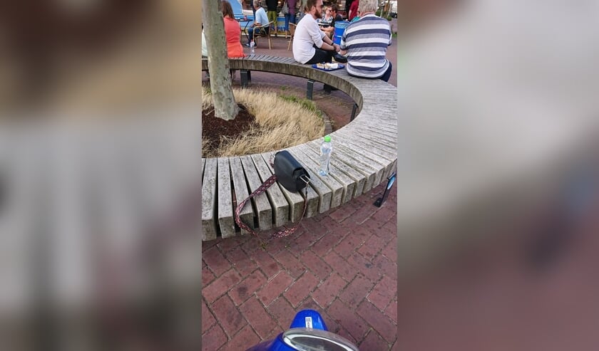 De vergeten tas die er nog gewoon stond.