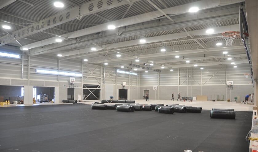 De nieuwe sporthal een tijdje geleden in wording.