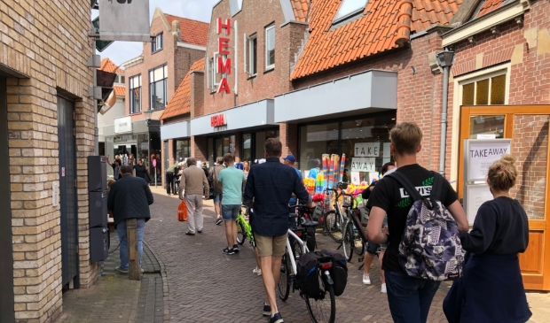 De Weverstraat in Den Burg vrijdag aan het begin van de middag.