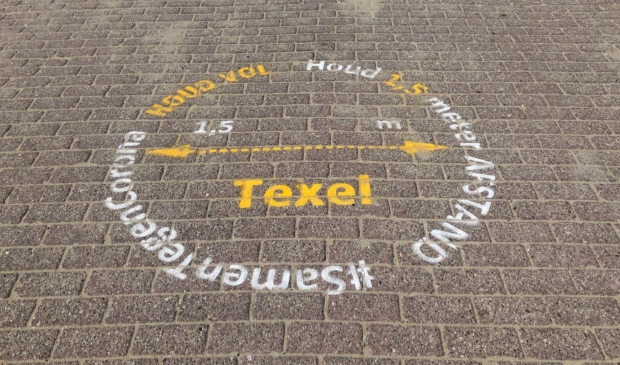 De herinneringen om afstand te houden.