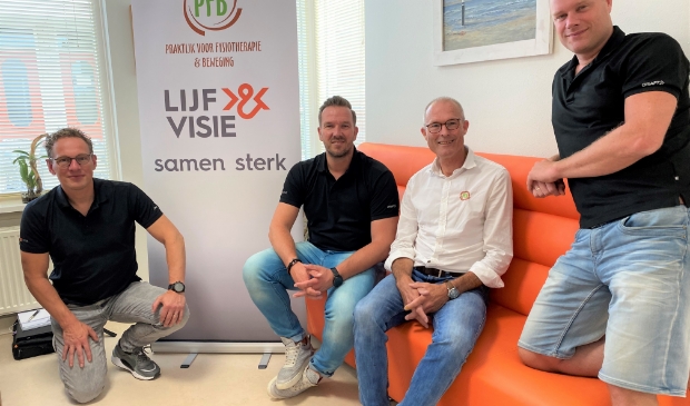 Fysiotherapeuten Lex Drop, Fridtjof Egeler, Gerard Arkenbout en Wouter Teitsma.