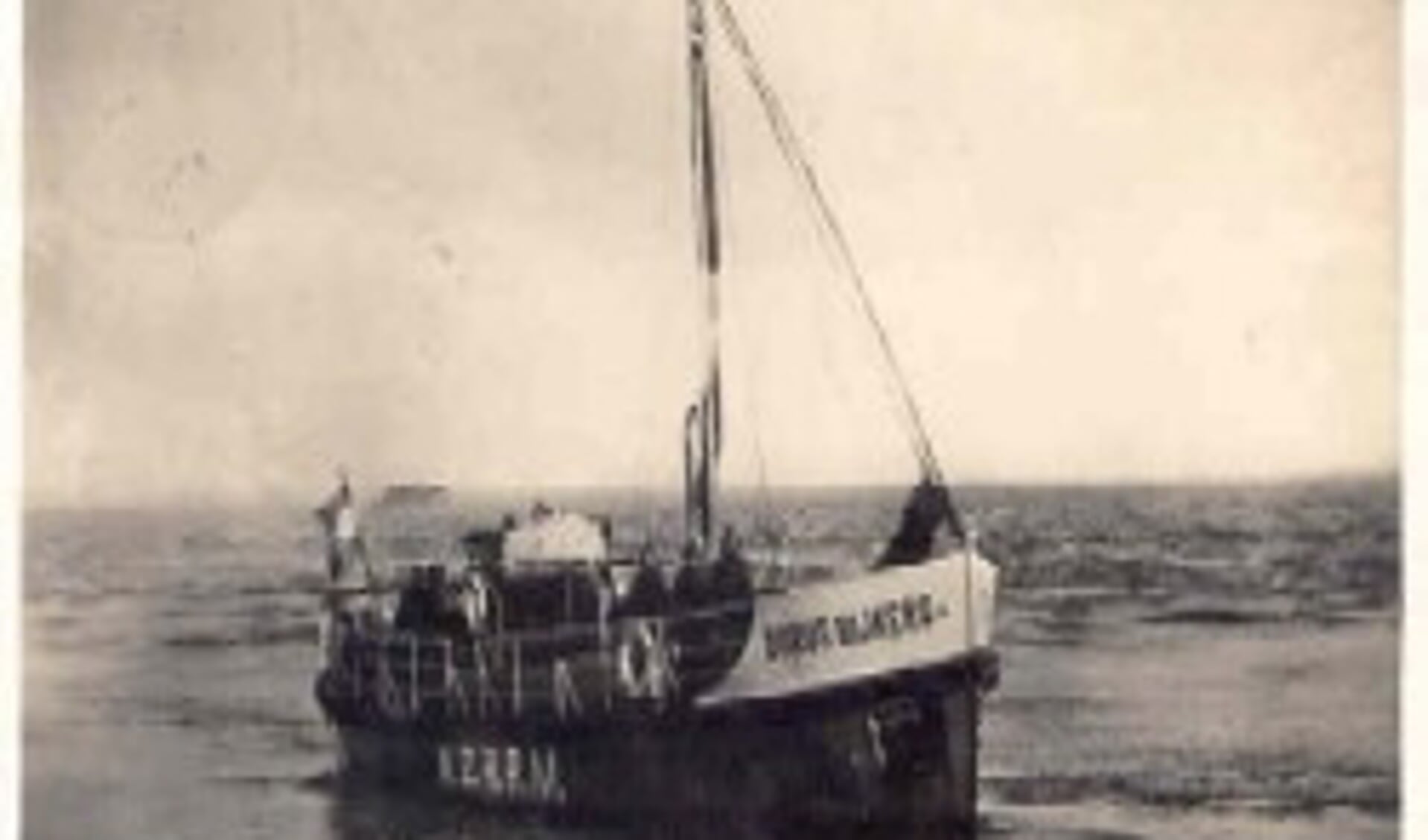 De Dorus Rijkers die twaalf opvarenden van de Perdreau in veiligheid bracht.