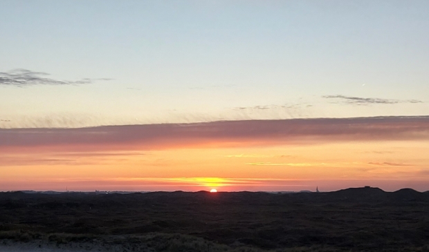 <p>De mooie lucht boven de Texelse duinen.</p>