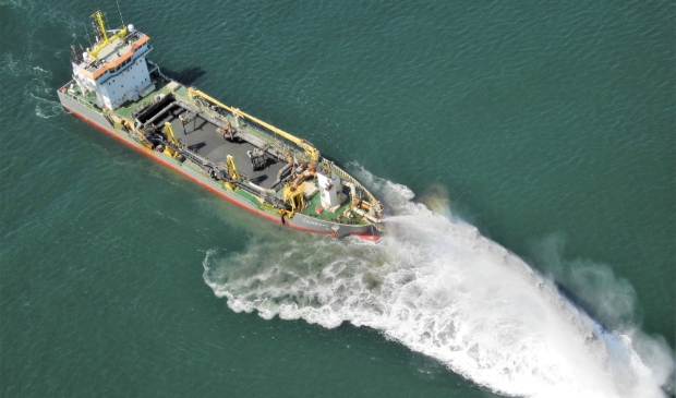 <p>De Causeway aan het werk op zee.</p>