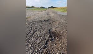 Erbarmelijke staat fietspaden Pontweg wordt aangepakt