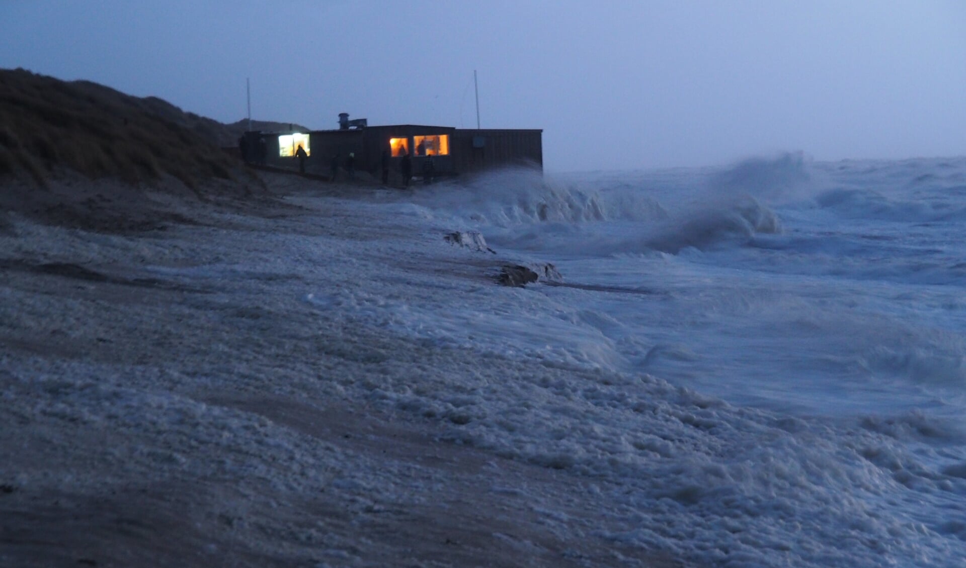 Beachclub Texel (19,5) trotseert de storm.