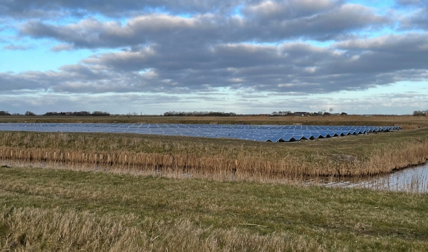 Zonnepanelen langs de Pontweg