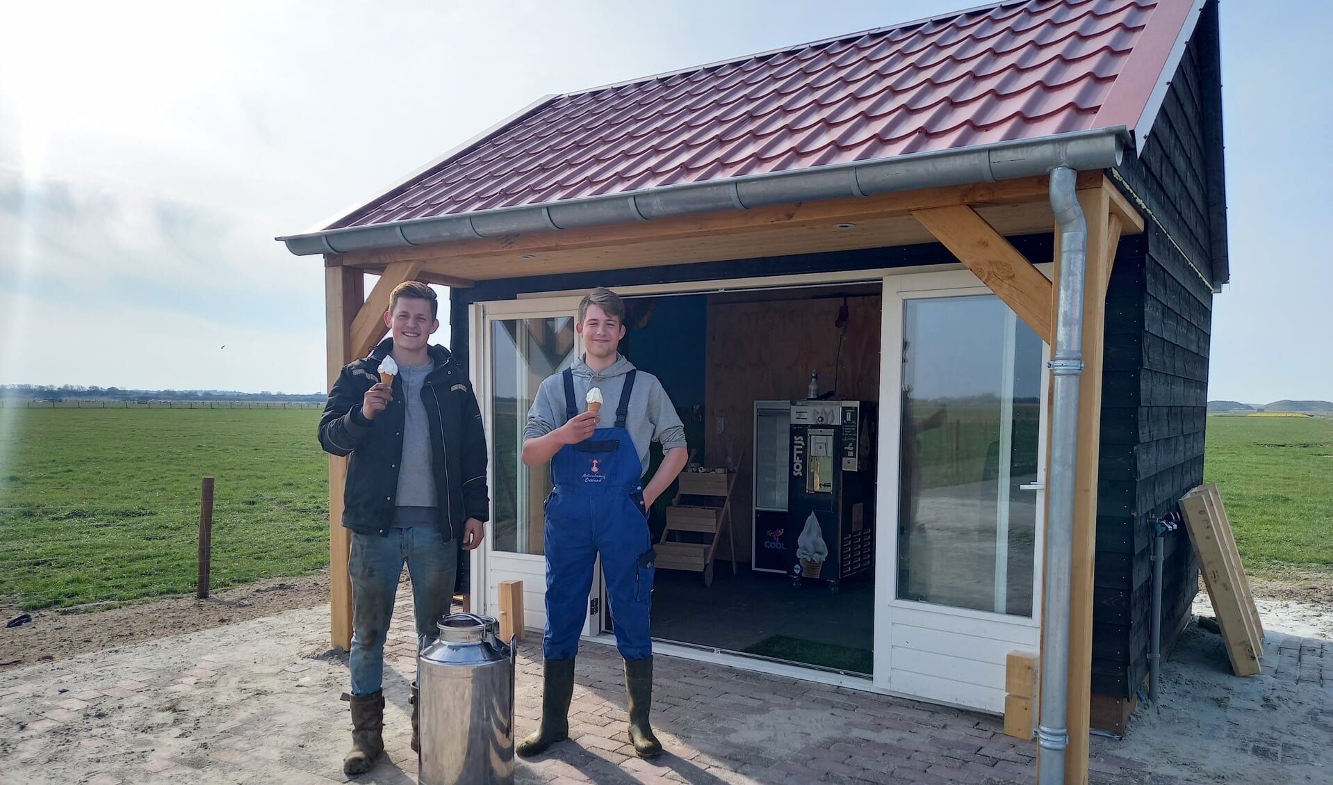 Tijs en Abe van Exel bij hun nieuwe onderneming