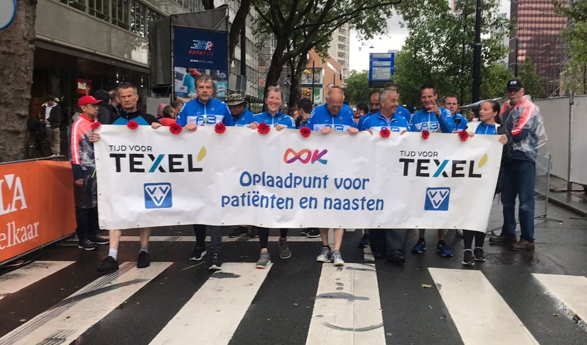 De Texelrunners op de Coolsingel in Rotterdam.