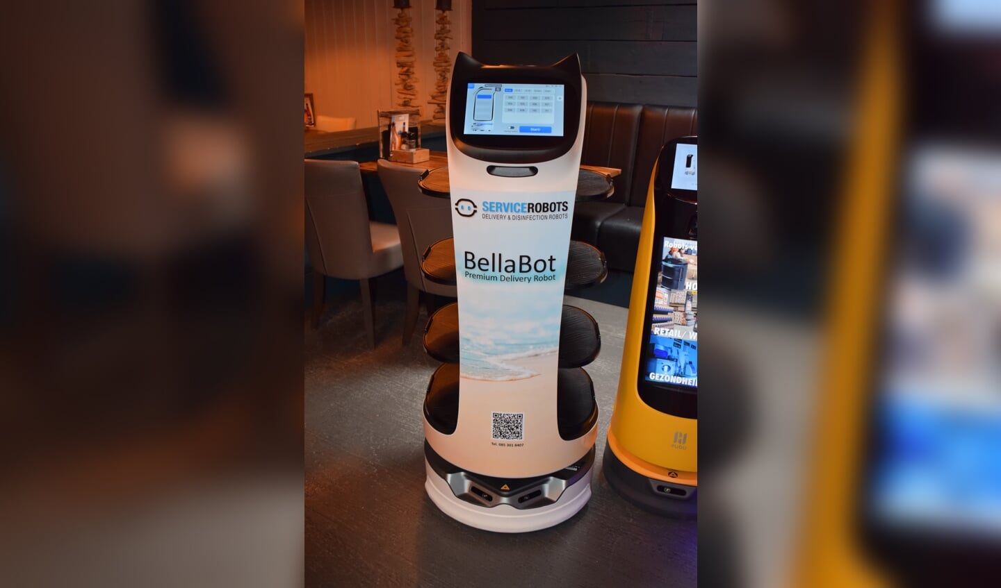 Bellabot, een van de servicerobots