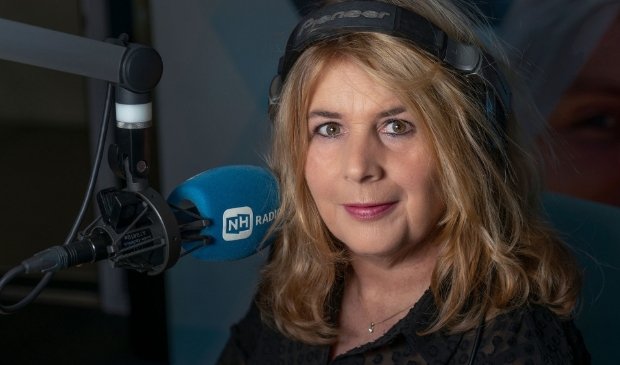 June Hoogcarspel van NH.
