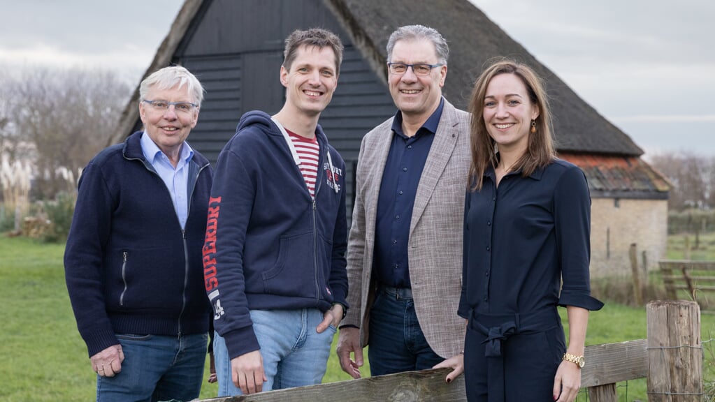 Floris Mulder, Job Schepers, Dirk de Lugt en Iris Barhorst, het nieuwe bestuur van STIFT. 