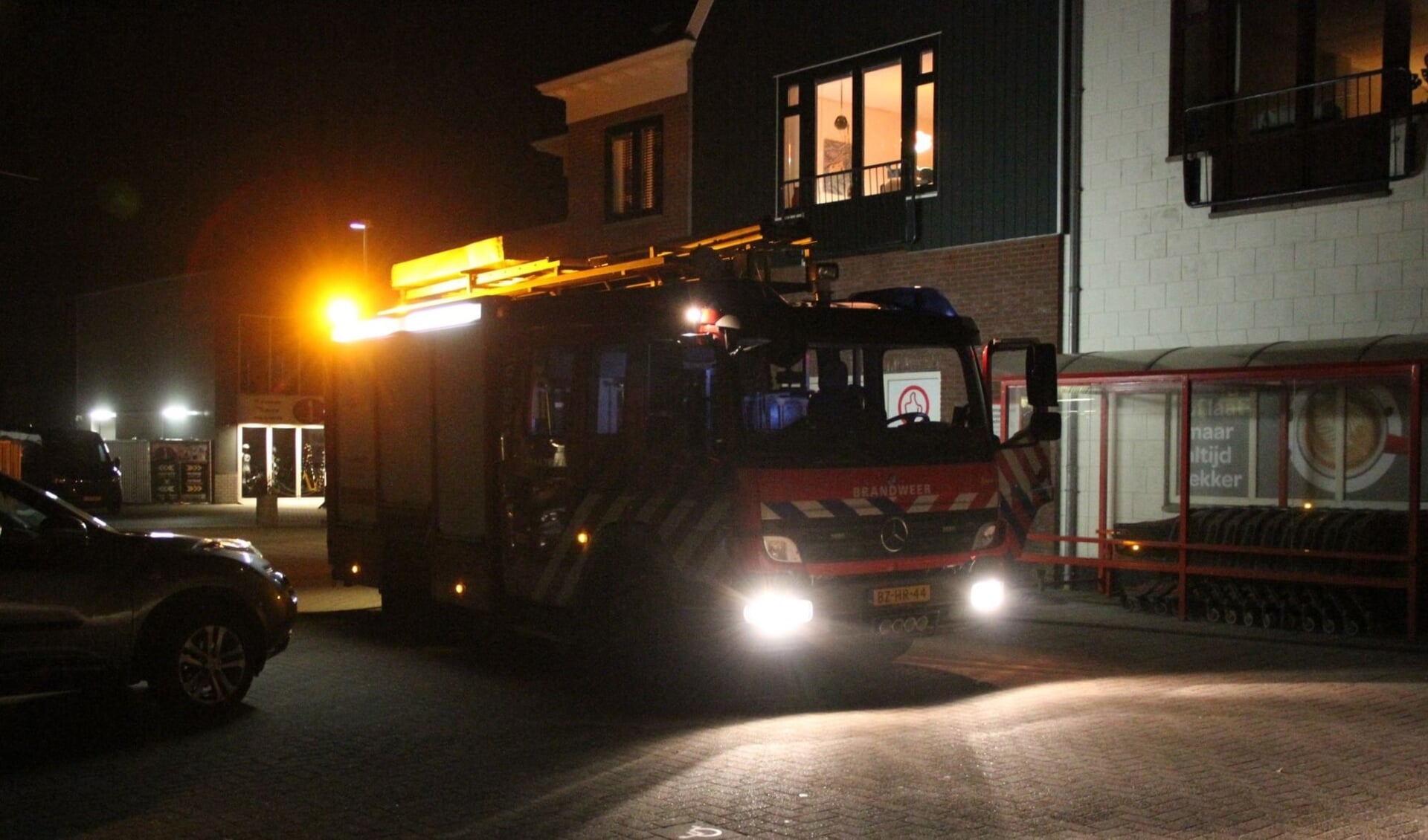 De brandweer aan de Vlamkast in Oudeschild.