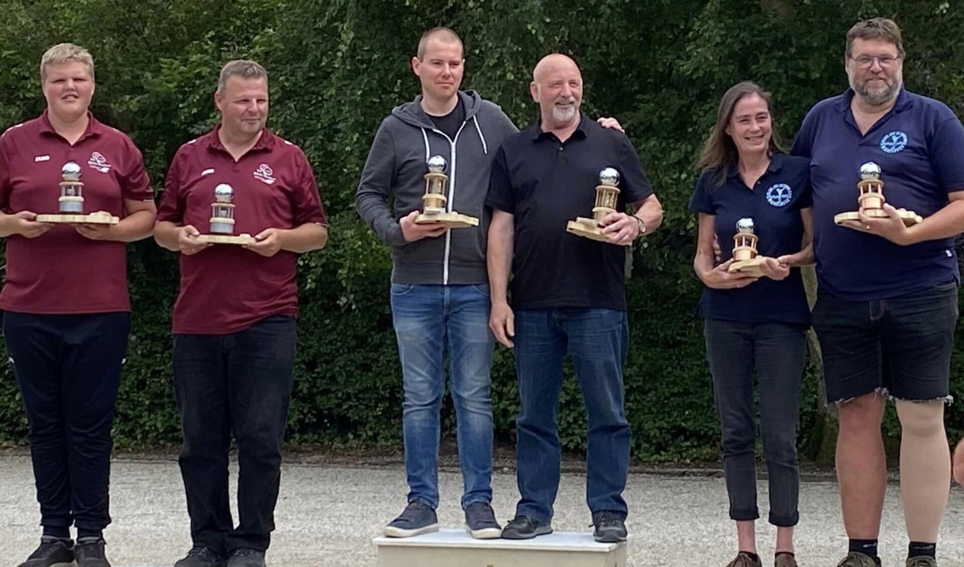 De winnaars van het Texels Open van de jeu de boules club.