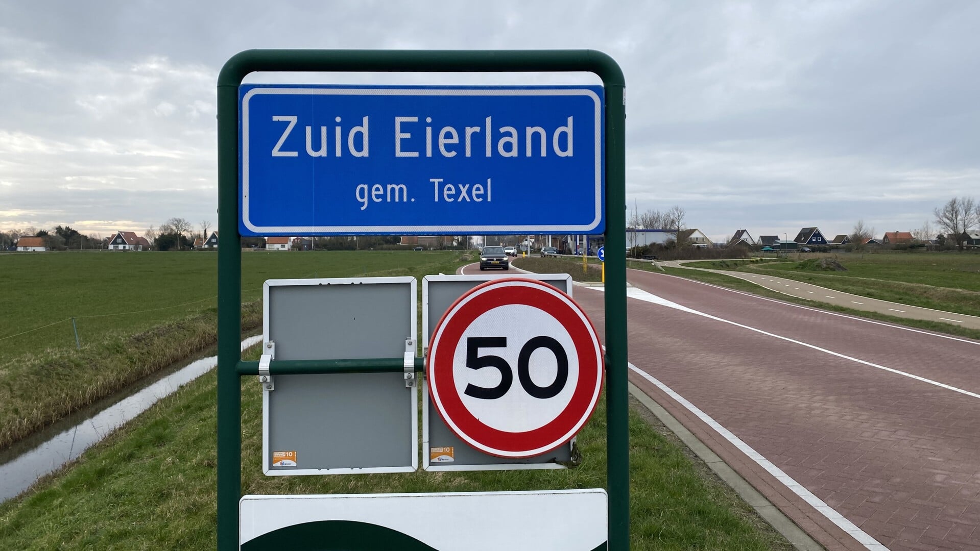 In de bebouwde kom van Zuid-Eierland geldt een maximumsnelheid van 50 km per uur.