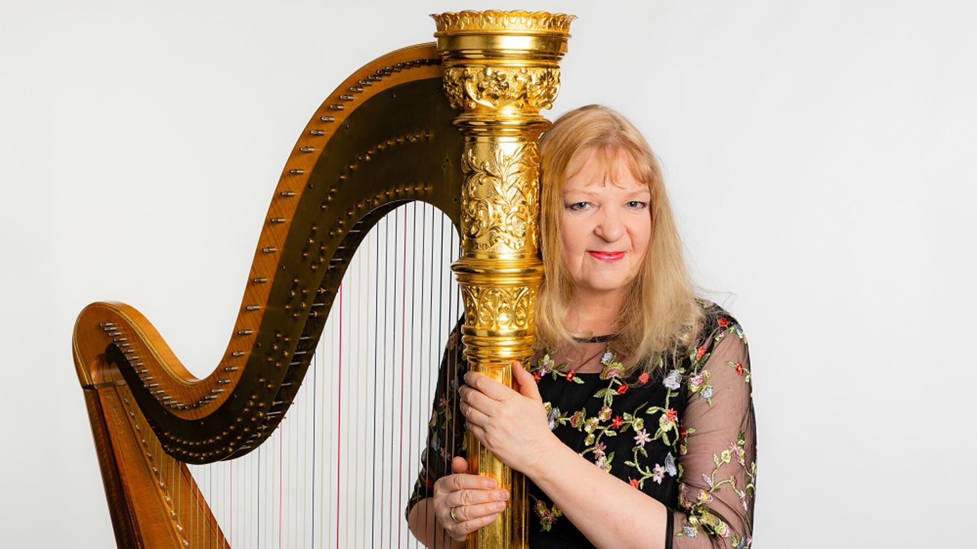 Harpiste Regina Ederveen