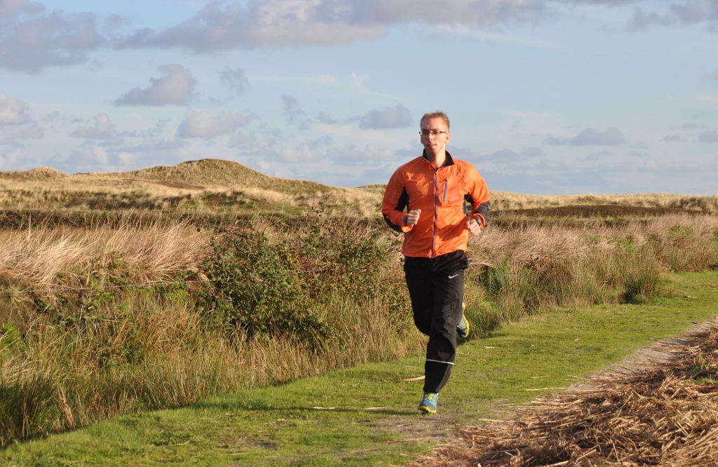 Robert Bakker, hardlopend in De Nederlanden. 