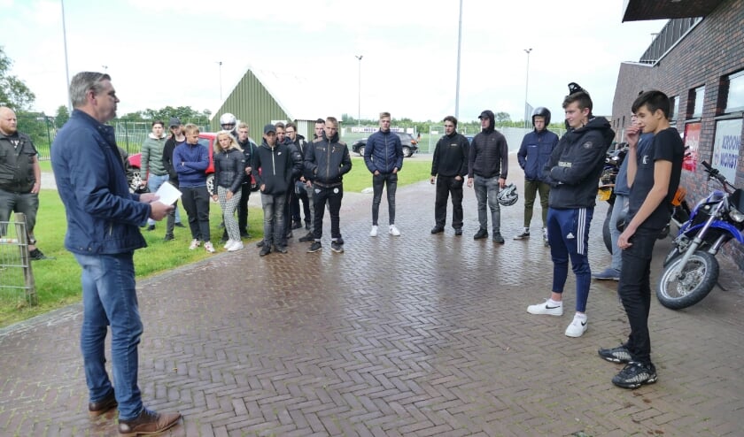 Jongeren in gesprek met wethouder
Gerben Wiersma.