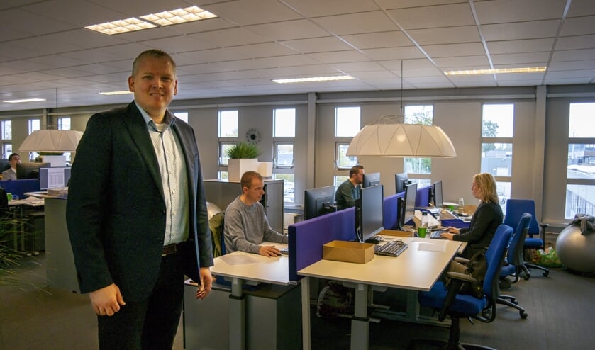 Salesmanager Mario Dekker: "Friesland Lease doet wat ze belooft. Zorgvuldig werken, parate kennis en een dienstverlenende houding is voor elke werknemer vanzelfsprekend. "