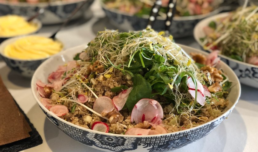 Heerlijk lunchen kan bij foodtrucks en in het restaurant van De Lawei.