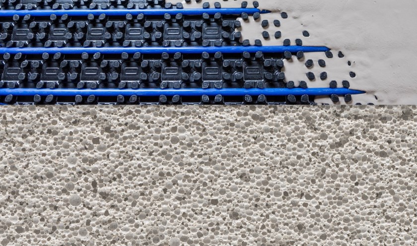 De drie onderdelen van de Thermovloer: het schuimbeton, de vloerverwarming en de gietvloer.