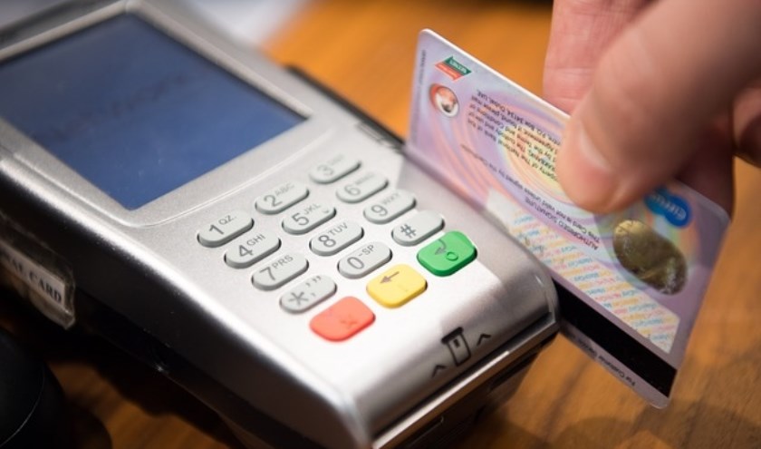 PSD2 maakt het mogelijk om al je betaalgegevens te delen met een ander bedrijf, bijvoorbeeld Google, Apple, Amazon of een ander fintech-bedrijf.