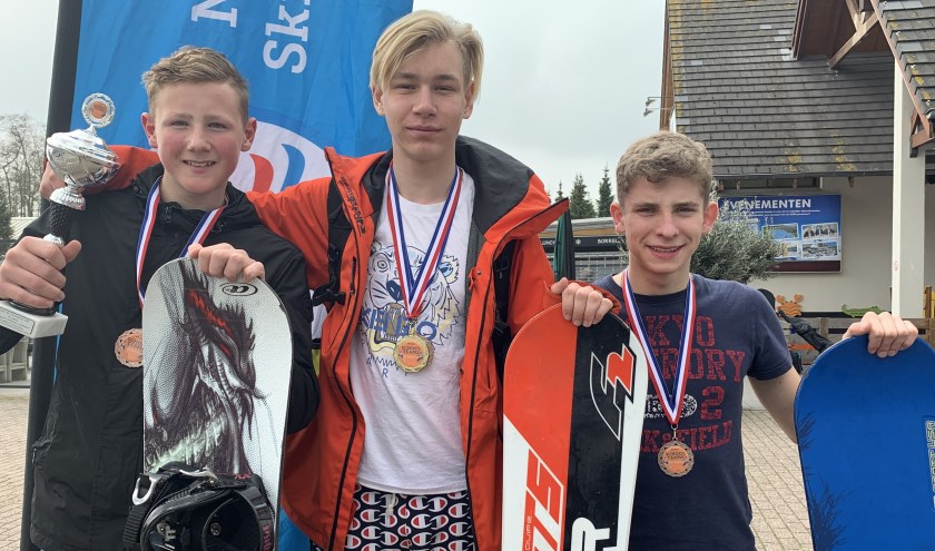 Het snowboardteam van OSG Singelland.