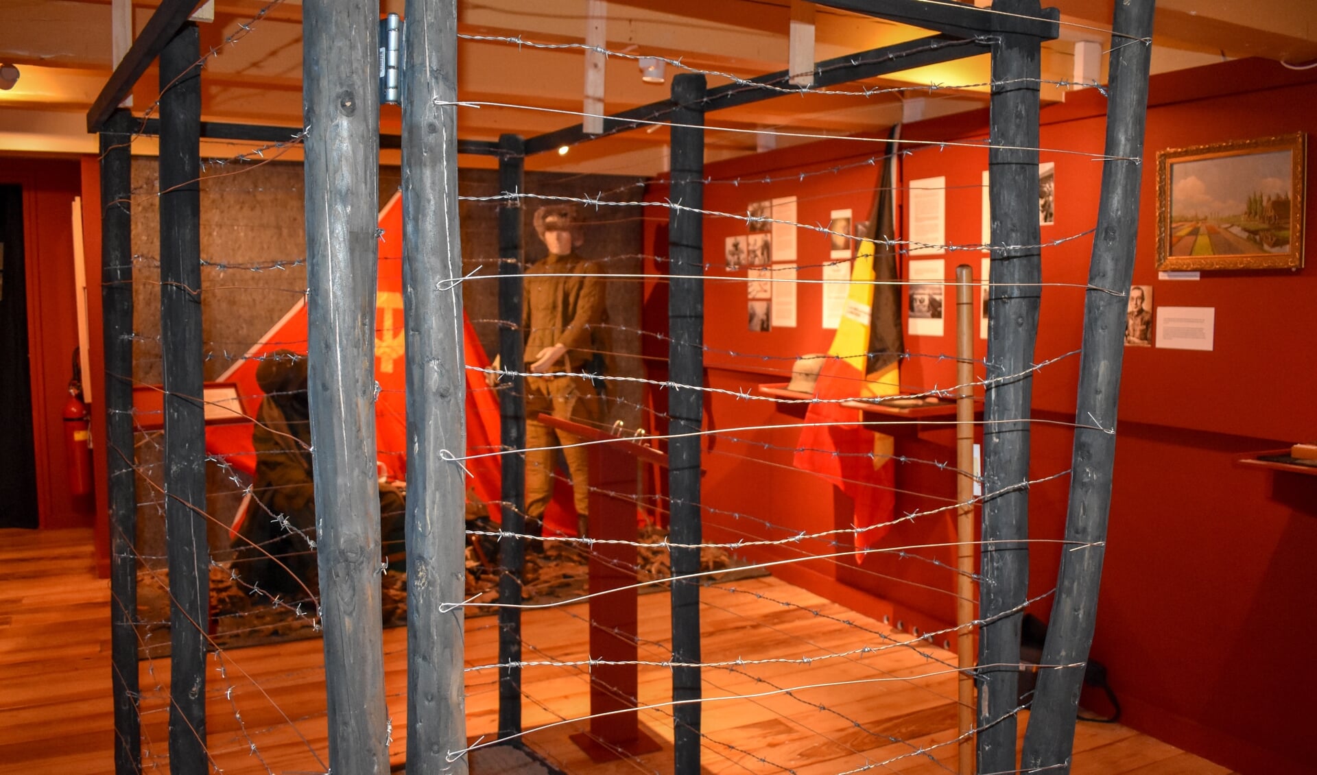 In het Titus Brandsma Museum is de 'rozentuin' nagebootst, een door prikkeldraad omheind perk zoals zich dat in perk Amersfoort bevond. Gevangenen werden hierin opgesloten. Zie ook het filmpje over Titus Brandsma.