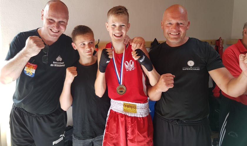 V.l.n.r.: trainer Bernard Jansen, Geale Meindertsma, Dennis de Boer, trainer Ids de Boer.