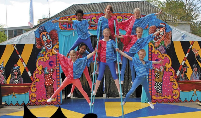 Circus Saranti treedt op tijdens Tryn's Rock in het uitgebreide kinderprogramma.