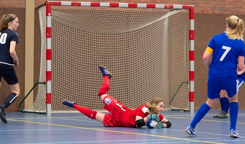Keepster Marianne Fokkema van Libertas 2 wordt op de proef gesteld.