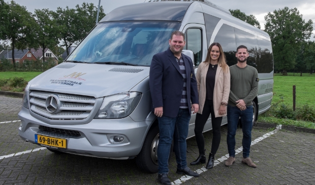 <p>De derde generatie Waaksma staat nu aan het roer: Jouke, Martine en haar partner Simon.</p>