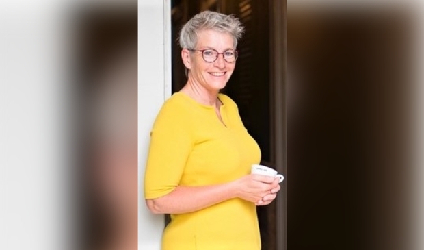 <p>Ymkje de Vries, NLP Master Trainer en Master Coach. </p><p><br></p>