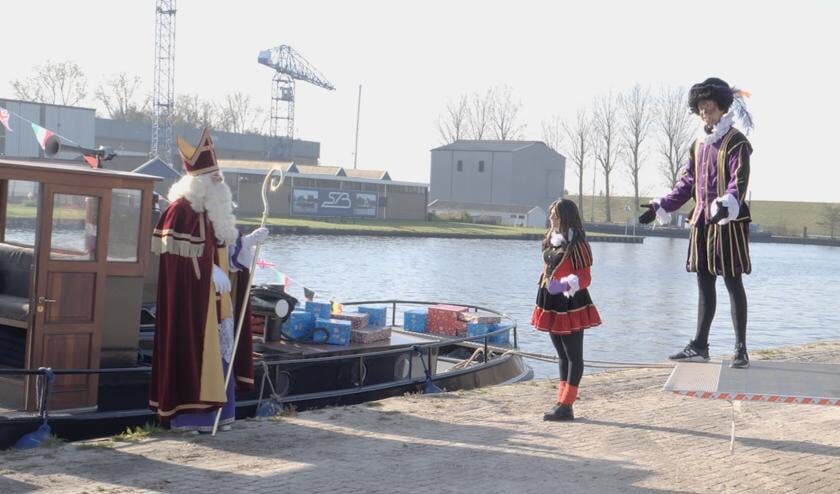 <p>Sinterklaas is in Burgum aangekomen.</p>