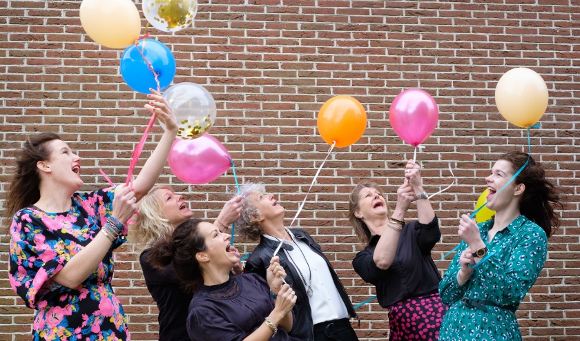 Het team van Avalon viert komend weekend het jubileum. Kijk voor de acties in de advertentie op pagina 4.