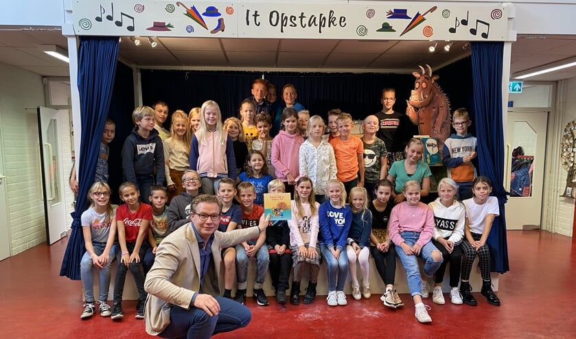 Bouwman ging met de kinderen in gesprek over de Global Goals.