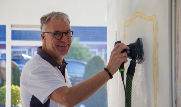 <p>Freerk Jan Rijpkema bij een project in Drachten.</p>