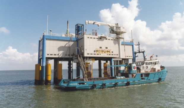 <p>Een gasproductielocatie van Vermilion op de Waddenzee.</p>