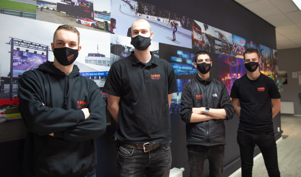<p>Op de foto van links naar rechts: Jurjen Dijkstra, Koen van den Bergh, Tim Jansen en Oedsen van der Ploeg. Studenten ROC Friese Poort, vestiging Drachten. </p>