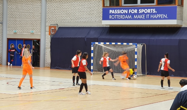 Na de wedstrijd in Rotterdam (zie foto) komen de Feyenoord-dames naar Drachten.