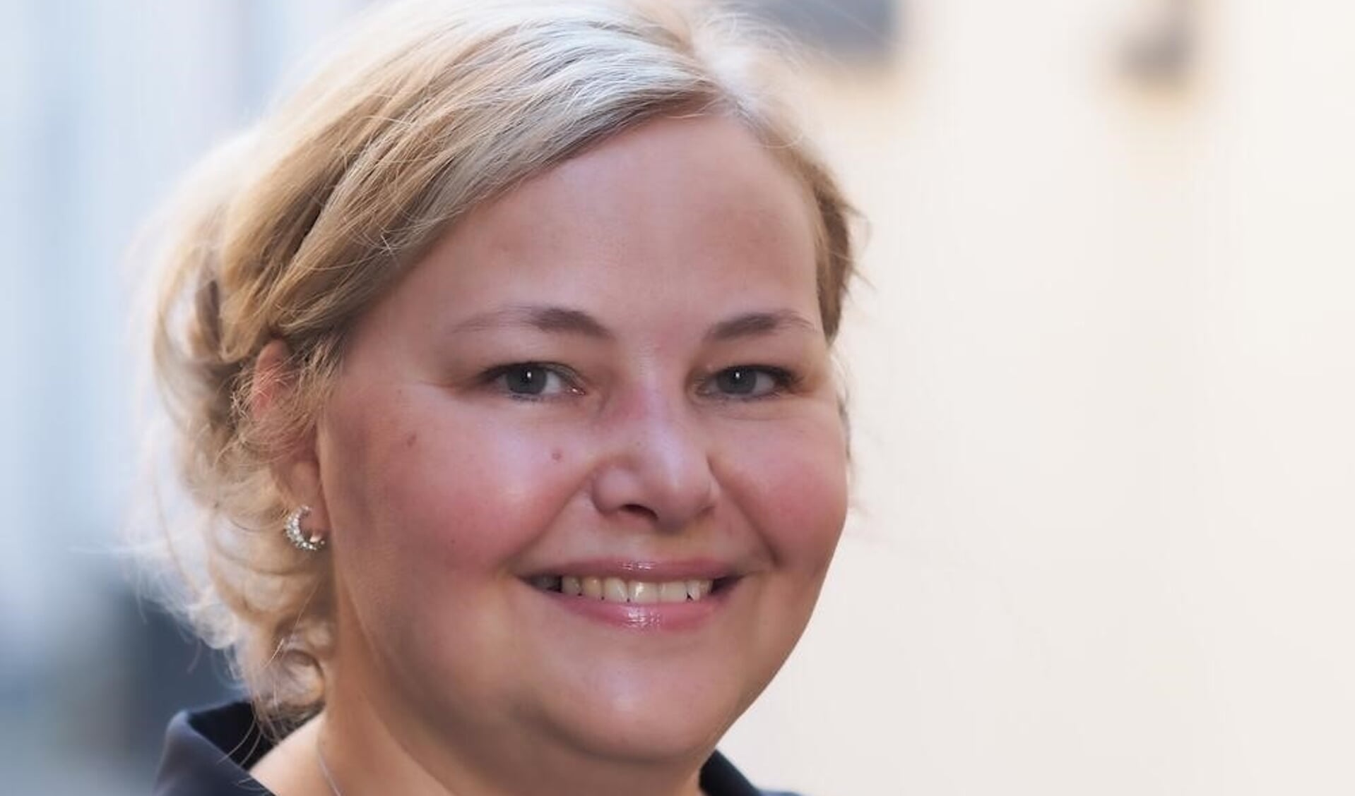 Martine Huizinga is voorzitter geworden van de Vereniging Friese Woningcorporaties, naast haar directeurschap van Wonen Noordwest-Friesland.