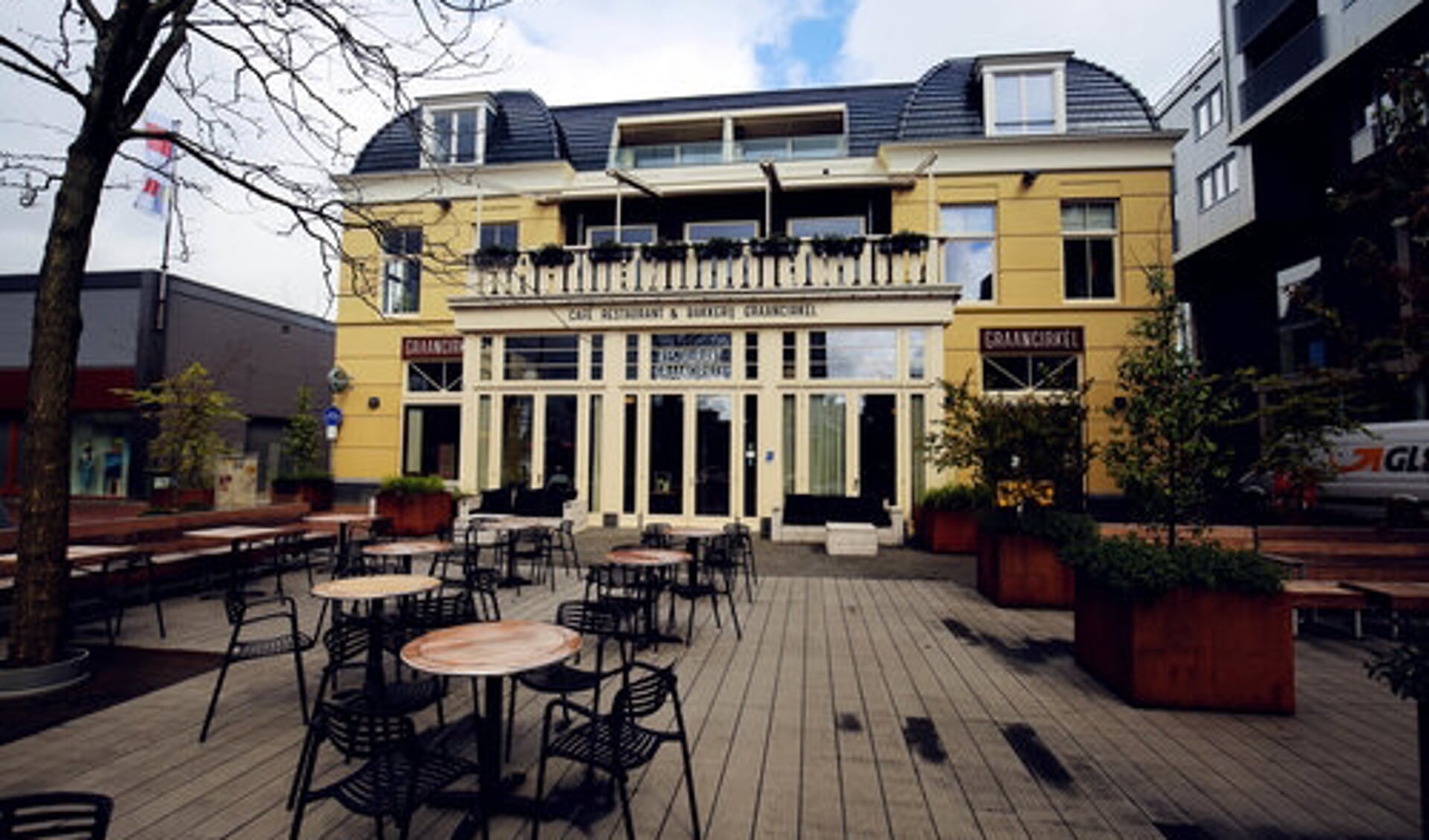 In restaurant, café en bakkerij De Graancirkel is een bijeenkomt over het nieuwe Broodfonds in Drachten.