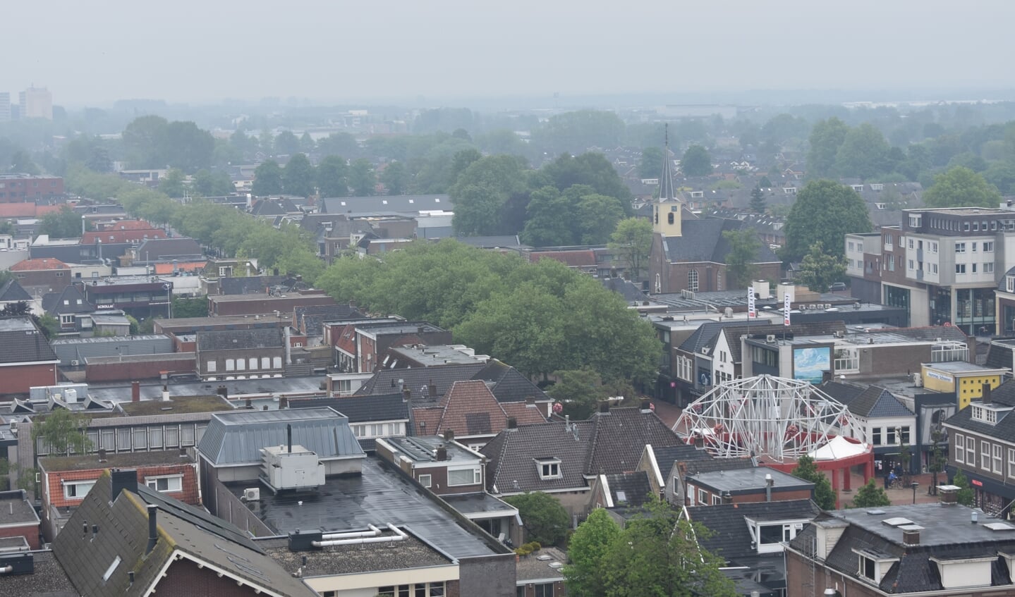 Het centrum vanuit het reuzenrad dat tot en met 29 mei in Drachten stond.